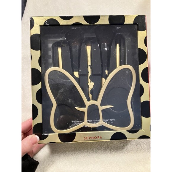NIB Limited Edition Sephora Disney Minnie Mouse Brush Set Minnie’s Beauty Tools - Picture 1 of 5